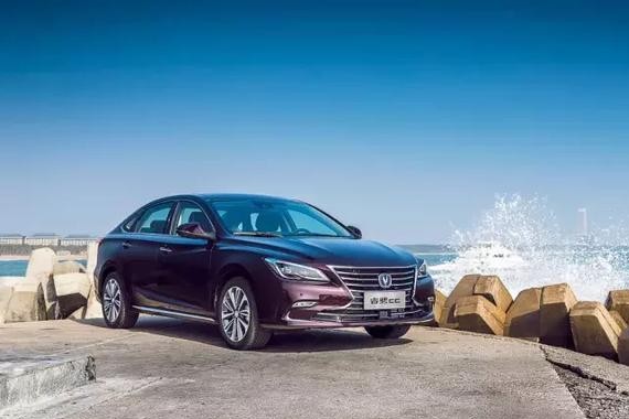 2770mm轴距跟雅阁相当 预售价为9.5万-14.5万 碾压同级合资车