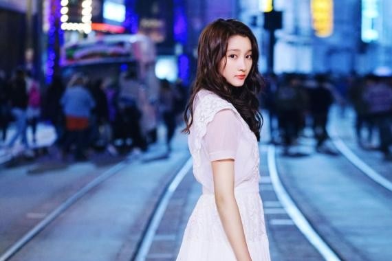 关晓彤：接地气的我演玛丽苏 就不会变傻白甜