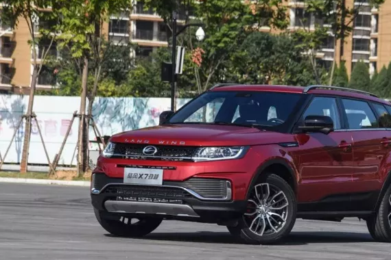 这些国产SUV都用上8AT，买回家够你吹一年牛逼！