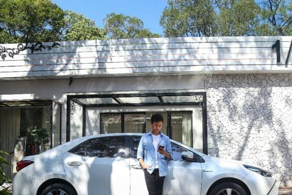 还在烦恼上下班高峰拥堵？雷凌双擎正来搭救你！ 13.98万起，即享“电池无忧计划”