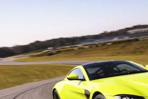 这款V8性能神器，破百仅需3.6秒，最凶悍的“马丁”登场