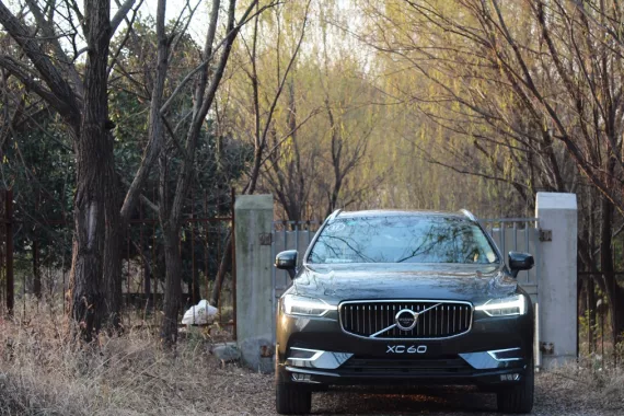 试驾｜更安全更豪华，这台称霸欧洲的SUV，在中国真能挑战BBA？