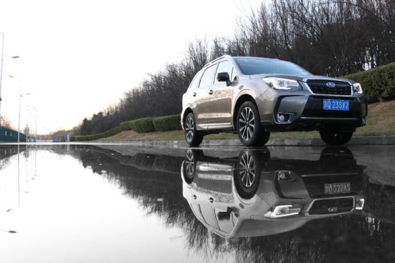 试斯巴鲁森林人，驾驶辅助同级最强，但想卖好先改改内饰吧