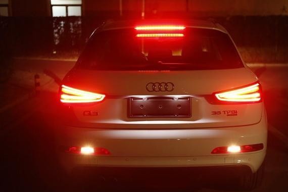 一个品牌够硬，一个性能够强！20多万买SUV，选谁好呢？