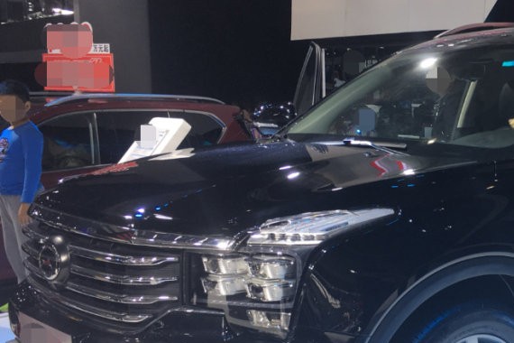 如果家里没条件买好多台车，那么我建议你买台7座的家用车