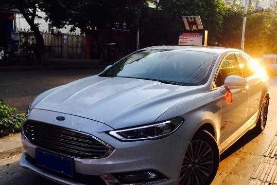 油耗优秀养车便宜，换挡有逼格！推背感在迈腾君威面前也不落下风