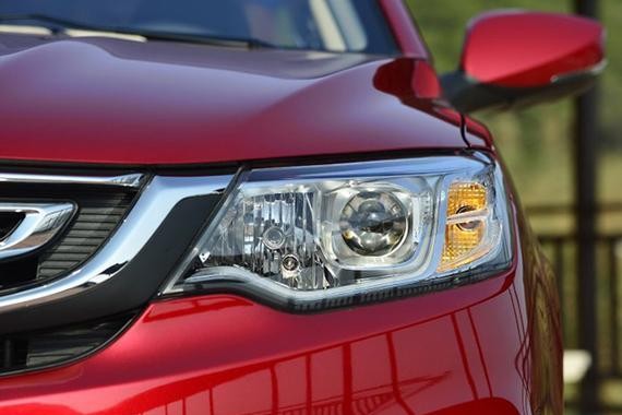 5万多起步，颜值年轻时尚，动力省油实用，比亚迪F3强劲对手