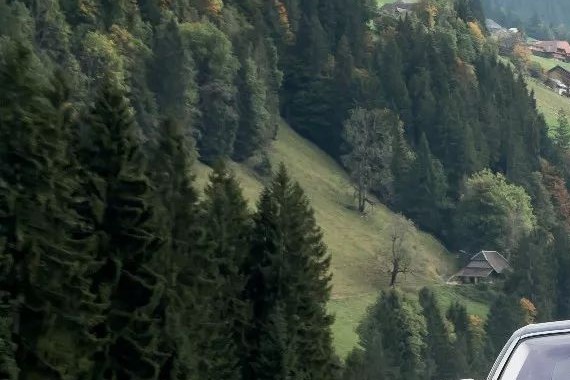 还能更好？我们试驾了世界上最好的汽车（上）