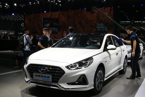 现代新索纳塔PHEV明年上市 油耗仅4.8L