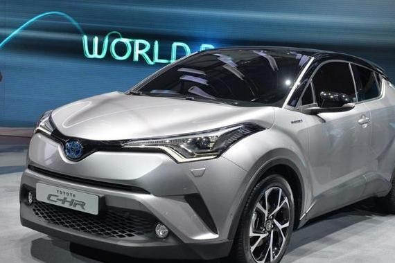 丰田太良心：新车油耗3.7L全景天窗卖这价，国产车还怎么卖？