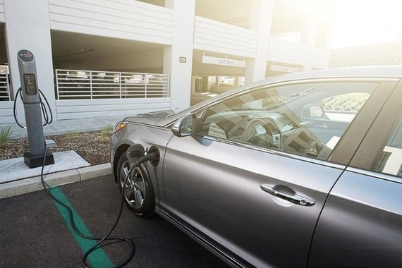 现代将于2018年在华推出2款插电混动车型