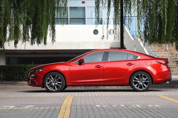 年轻人想买B级车，就不买大众！这几款颜值高！