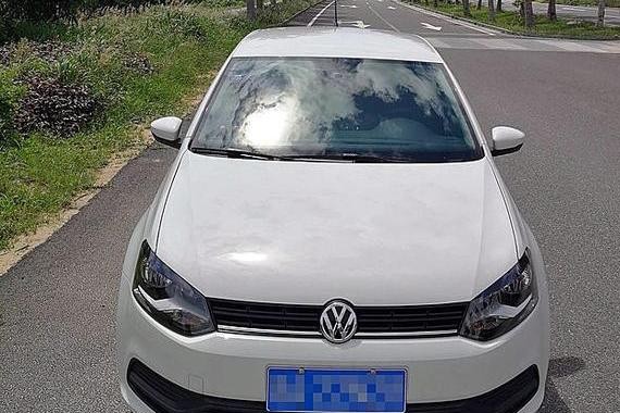 老婆推荐吉利帝豪我不听执意提了车子开没到1000公里就后悔了