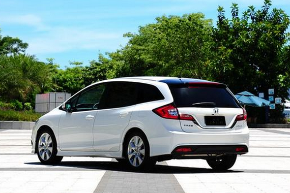 商务自驾游车首选本田杰德，科技感十足，空间大颜值高！