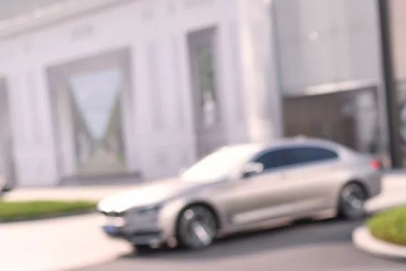 30岁的她，如何成为律政俏佳人？