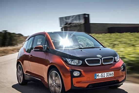 这款“奔驰”车不交购置税，轴距比肩E级想买国家还给钱！