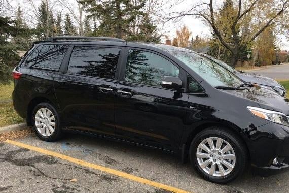 17款塞纳加版时尚动感型MPV深受广大消费者好评