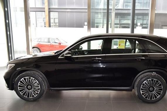 最牛的SUV车型，Q5降价10万，XT5打八折，它加价两年依然抢破头