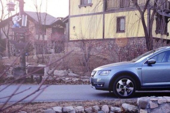 用性价比让情怀落地 简单体验明锐旅行车