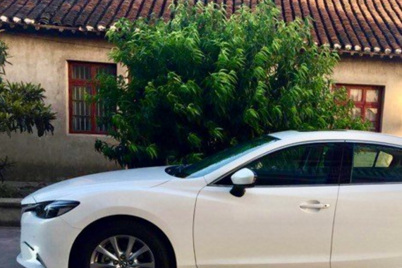 堂弟刚去4S店定了思域，见我提了这车回家，果断就去退了！