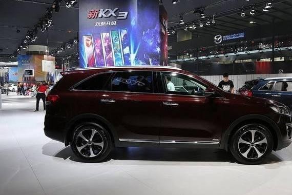 整车原装进口，四驱7座8AT，卖22万，能否叫板途观L？