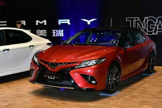 大众对抗丰田！迈腾和凯美瑞怎么选择才不后悔？