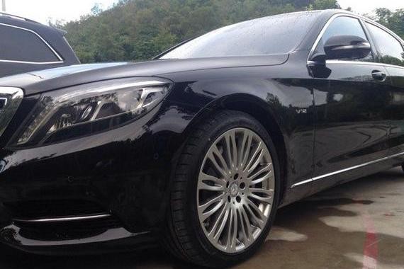 成都富二代花270万买奔驰S600，从四川到天津提车不畏辛劳