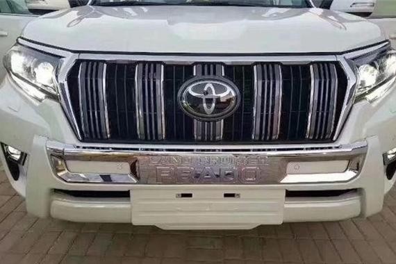 2018款霸道4000 极具动感，不怒自威