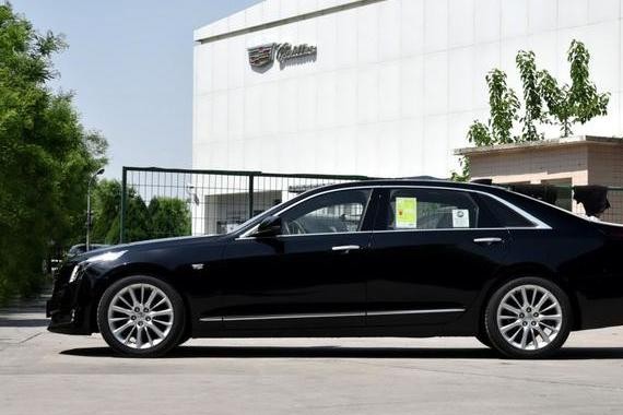 外形似游艇，后轮能转向，和A8同级别，却被A6虐惨，怒降18万