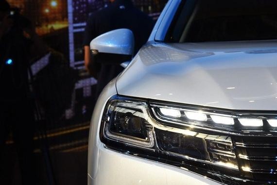 昔日售价高达80万，比迈腾大一圈，为何如今仅售17万却卖不动？