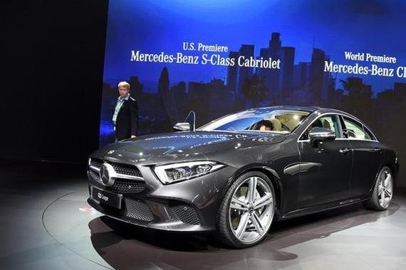 奔驰毕竟是奔驰，奥迪A7亮瞎了眼，但这样的CLS谁不喜欢？