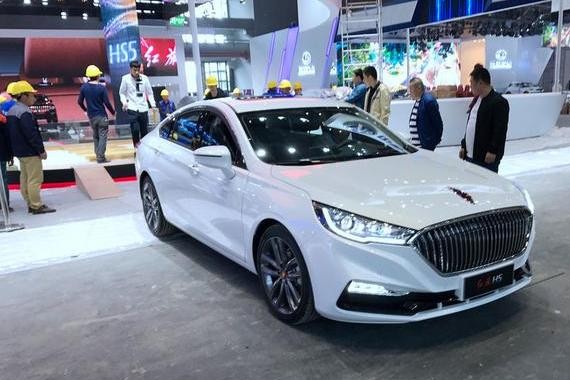 红旗H5最终售价15.98万起，溜背设计，中控大屏，1.8T+6AT