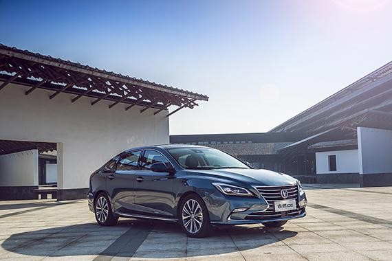 来过乌镇，你才知道该以什么体位欣赏睿骋CC！