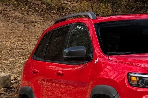 全新Jeep自由光，终于睁大了那双老鼠眼