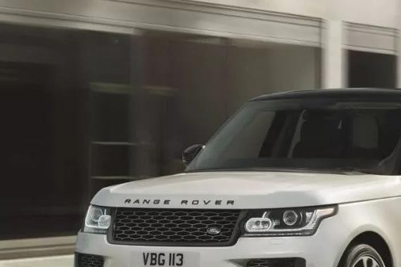 路虎最硬车型复活，感觉几十年白活了！