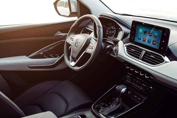 宝骏530内饰实车图发布 定位紧凑型SUV