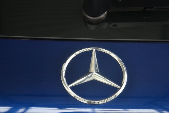 奔驰旗下多款车型宣布召回 共575341辆