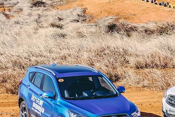 别看这SUV仅7.98万起 但空间实用性不输15万元合资车