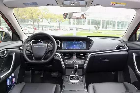 标配无匙，12.3英寸大屏，动力2.0不输哈弗H6，不到16万比途观好