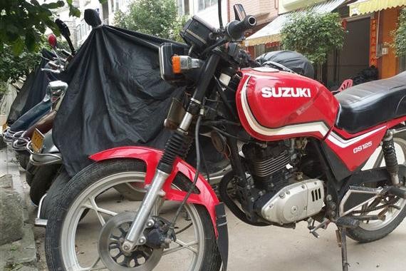 90年代的奢华聘礼，2万块摩托才叫壕，你熟悉却很少见的老车