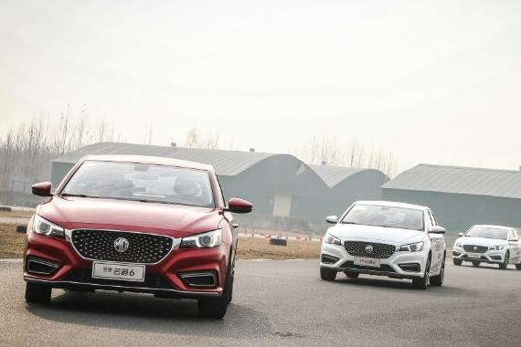 MG名爵驾控营郑州开营 买个名爵6直接变身赛车手