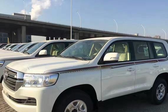 17款丰田酷路泽4000GXR 一款性价比较高的SUV车型