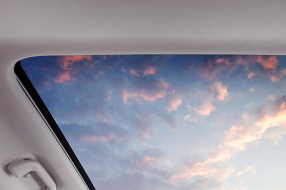 动力带T，全景天窗，一键启动，想买8万的SUV，选它没错！