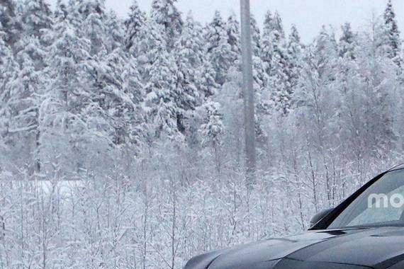 新一代宾利飞驰冬季测试谍照曝光 基于保时捷平台