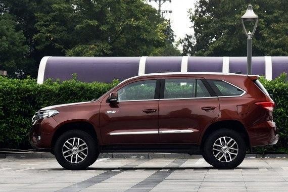 又一国产硬派越野上市，外观霸气，直接挑战普拉多，才卖11万