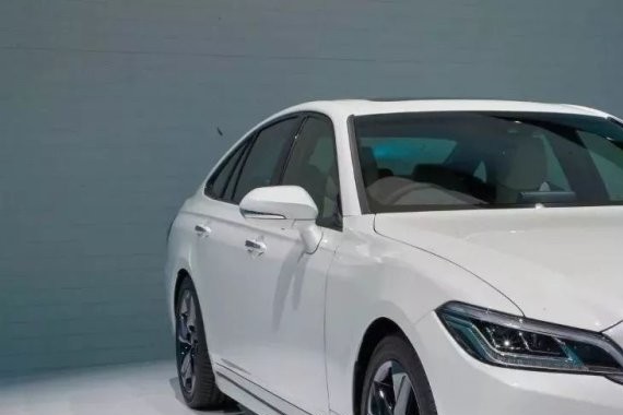 运动到底，十五代皇冠将会是 90 后的玩物