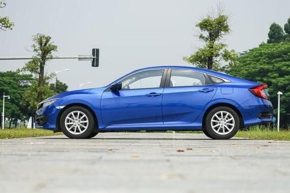 都说本田买发动机送车，三缸思域值不值得买