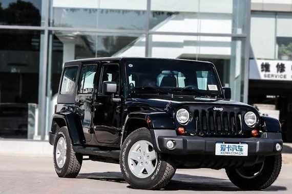 克莱斯勒召回部分300C/Jeep牧马人汽车