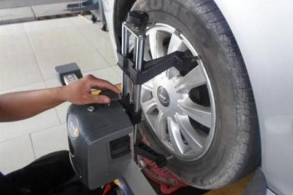 四轮定位那么重要！为什么有些报价几十元，有些报价几百元？