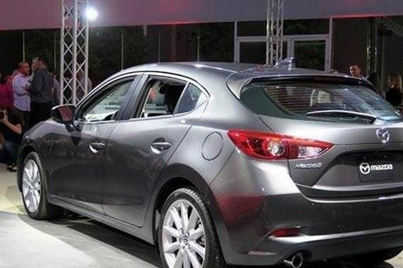 新款马自达造型似超跑，这个颜值还买朗逸？大众CC斗不过如此！